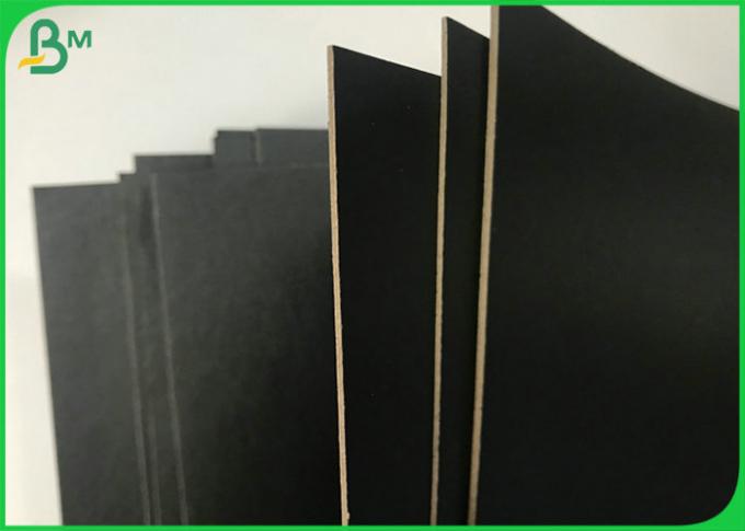 Ανακυκλωμένο χαρτόνι 110gsm τεχνών πολτού μαύρο στα φύλλα τυλίγοντας χαρτιού 350gsm
