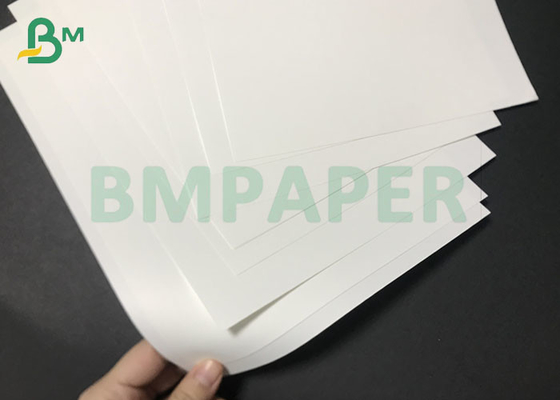 Αδιαφανές λευκό 95um 130um Πολυπροπυλένιο Συνθετικό Χαρτί PP Φύλλα 79 * 109cm
