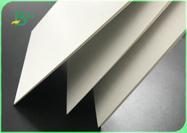 Υψηλό πάχος 1.2mm 1.5mm διπλό άσπρο χαρτόνι πλευρών για το ηλεκτρονικό κιβώτιο προϊόντων