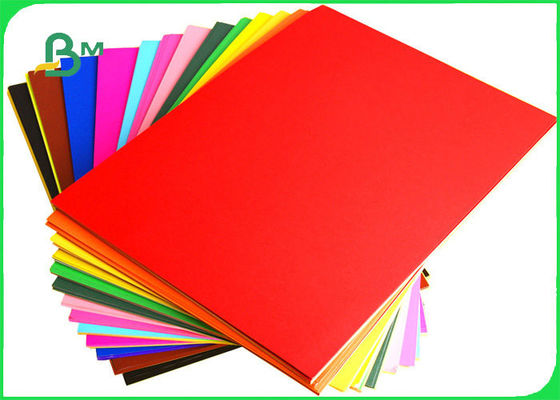 χρωματισμένο Cardstock 250gsm έγγραφο 230gsm για την ομαλή επιφάνεια A3 A4 τεχνών DIY