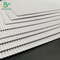 Σταθερή ευρεία εφαρμογή Δύο στρώματα λευκού χαρτιού φλάουτ F 1 mm για συσκευασία καλλυντικών προϊόντων