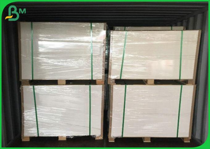 Βαθμός AA επικυρωμένο FSC 40gsm - άσπρο έγγραφο της Kraft σάκων 70gsm στα εξέλικτρα για τις τσάντες