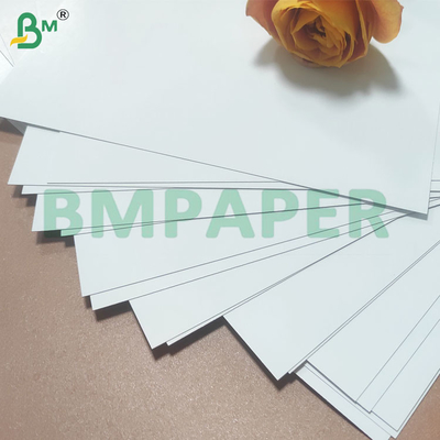 280 GSM Μπλε/Μαύρος πυρήνας Φωτοασφαλείς φύλλα χαρτιού για κάρτες παιχνιδιού