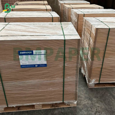 200g 250g Μεταλλικό χαρτόνι Χρυσό 1 πλευρά με λευκή πλάτη 70 x 100cm