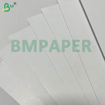 300gsm 320gsm 50*70cm Υψηλής - Στιβαρότητας Διπλής όψης Γυαλιστερό Επικαλυμμένο Μαύρο / Μπλε Core Χαρτί για Παιχνίδια