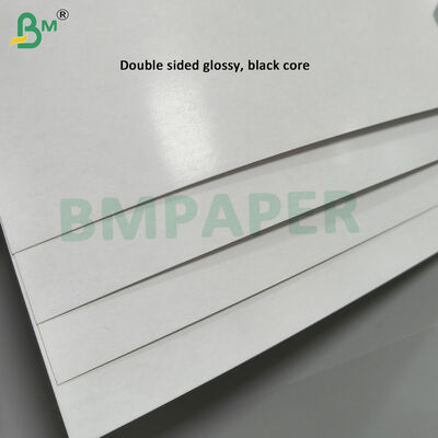 Χάρτινα χαρτιά για παίκτες πόκερ.