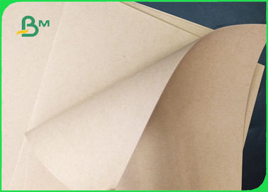 250 / 300 / 300gm Καλή αντοχή Επιφάνεια Λάμψη Kraft Paper Roll Για συσκευασία