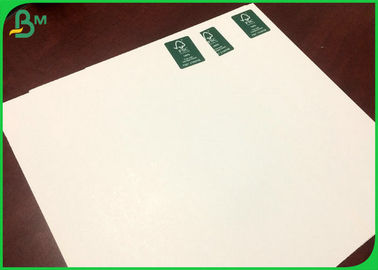 300GSM 610*860MM Λευκό χρώμα C1S Πίνακας ελεφαντόδοντου για την κατασκευή αναδιπλούμενου κουτιού