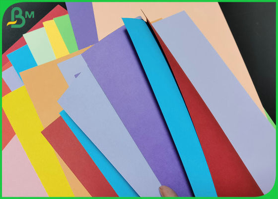 70gsm 250gsm στα ανάμεικτα φύλλα πινάκων γραφικής επίδειξης χρωμάτων κενά 70 * 100cm